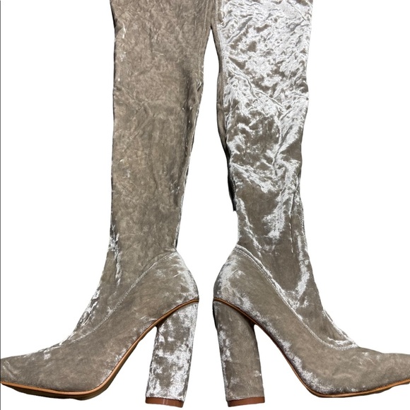 Cape Robbin Paw-27 (6) gray  Stretchy Pointy Toe Thigh High Block  Boot - Picture 2 of 14